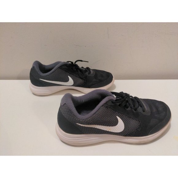 Nike Boys Revolution 3 Sneakers Sz 4Y Black Swoosh, Gently Used - Picture 6 of 8